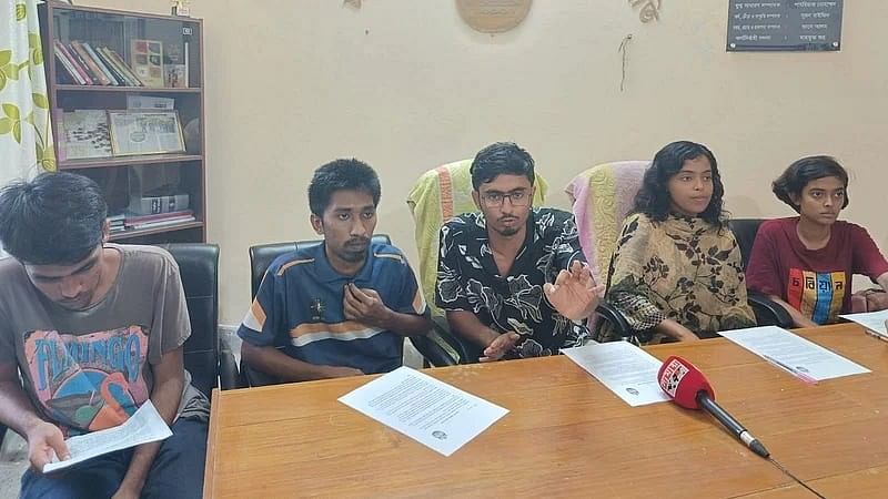 One coordinator and four co-coordinators of Students Against Discrimination from Chittagong University at a media conference on 16 August 2024